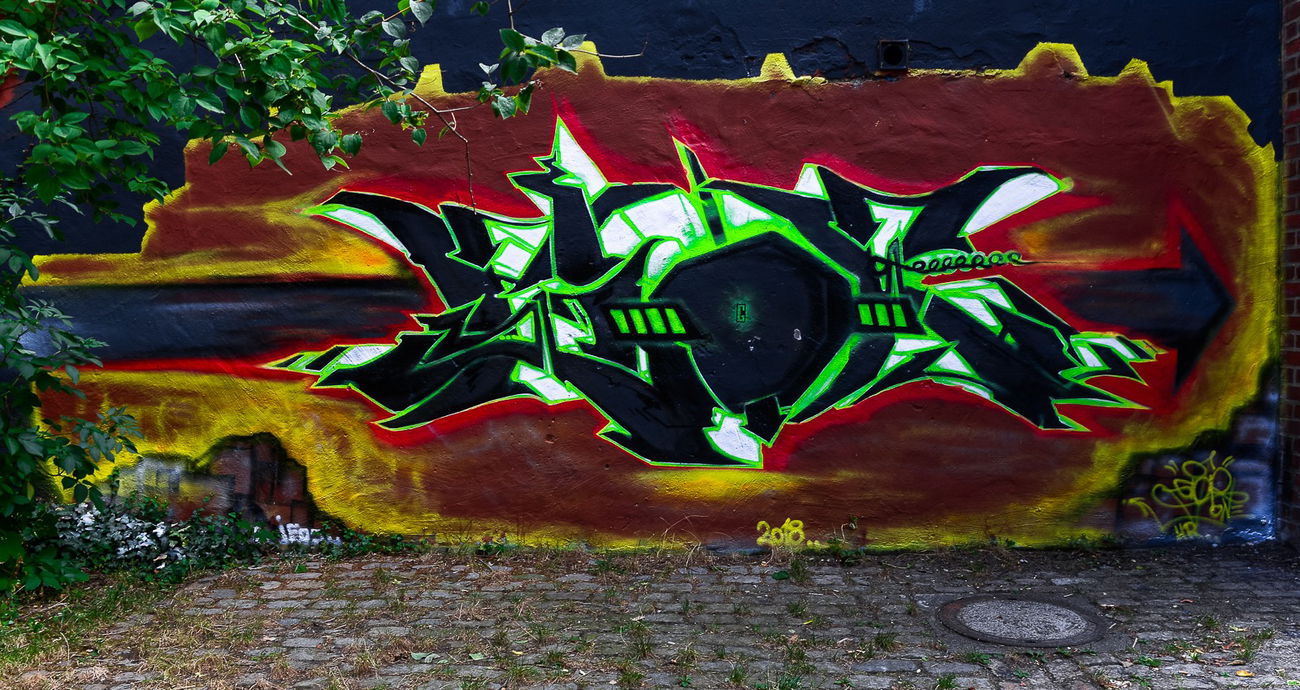 Graffiti Wall - Photo by pilotpirx - hamburg, germany, urban