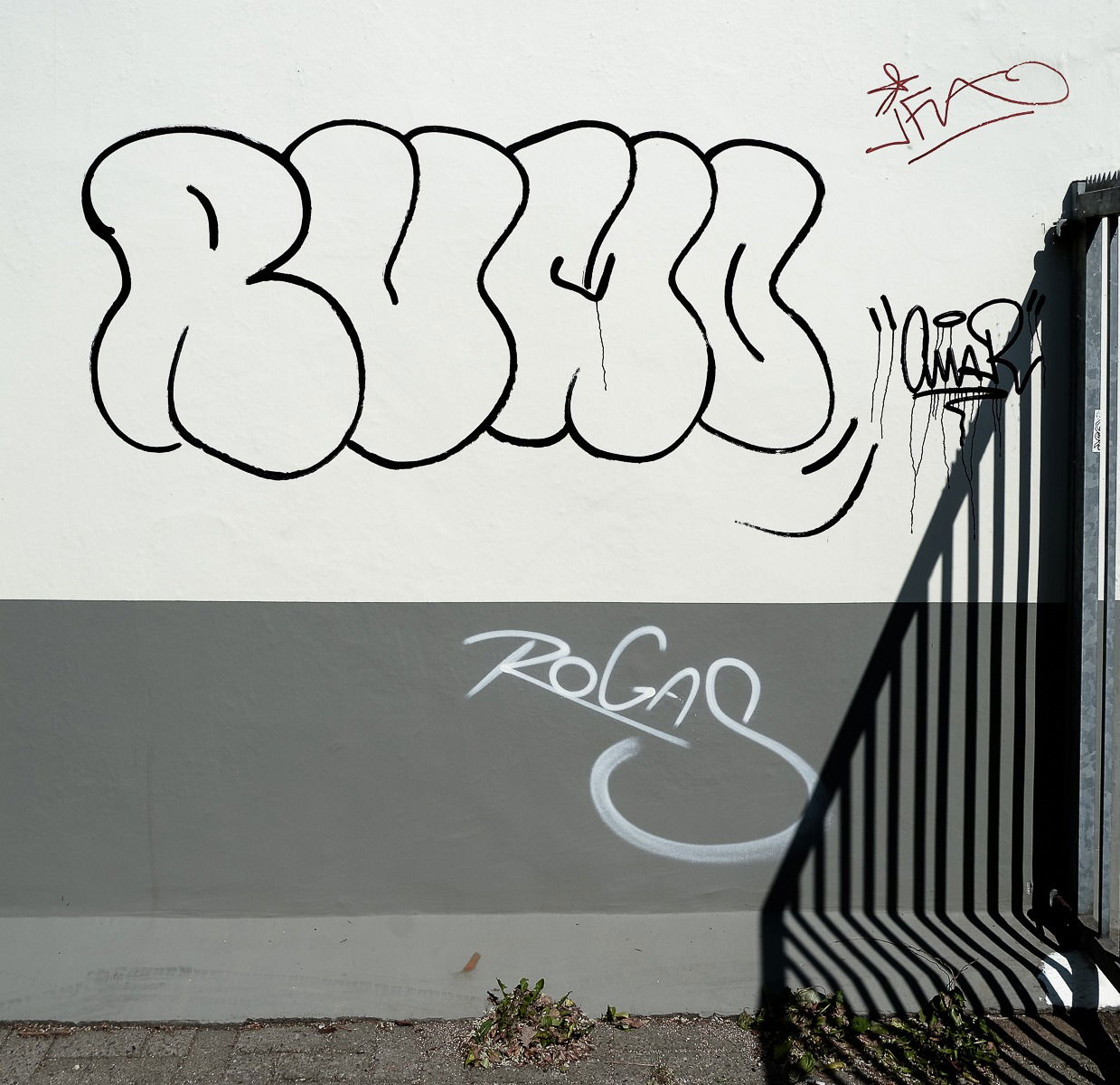 Graffiti Bombing - Photo by pilotpirx - hamburg, germany, urban (2018)