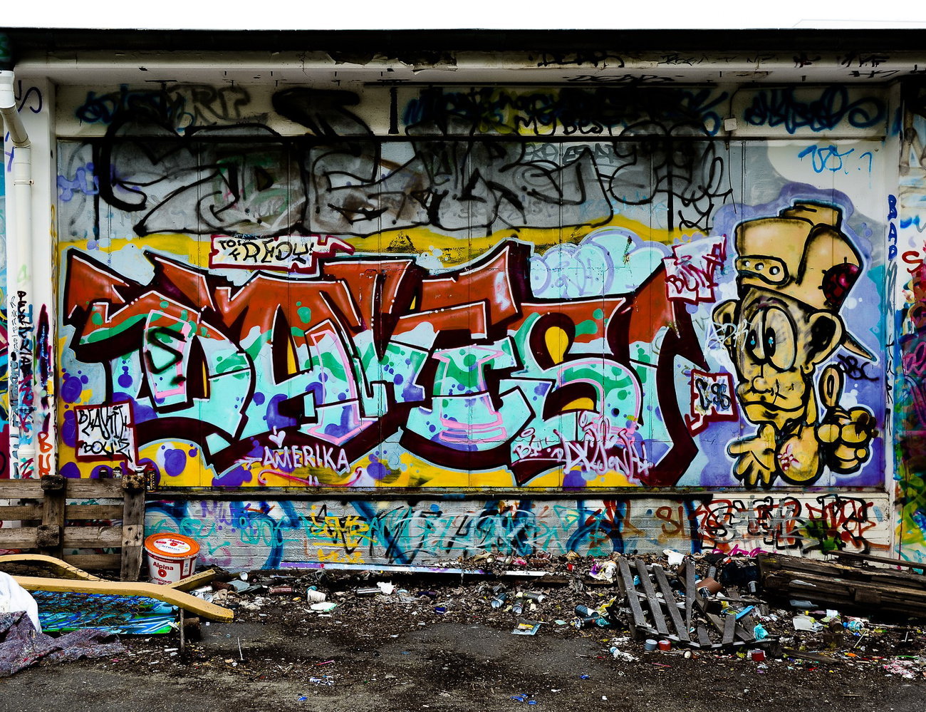 Graffiti Wall - Photo by pilotpirx - hamburg, germany, urban