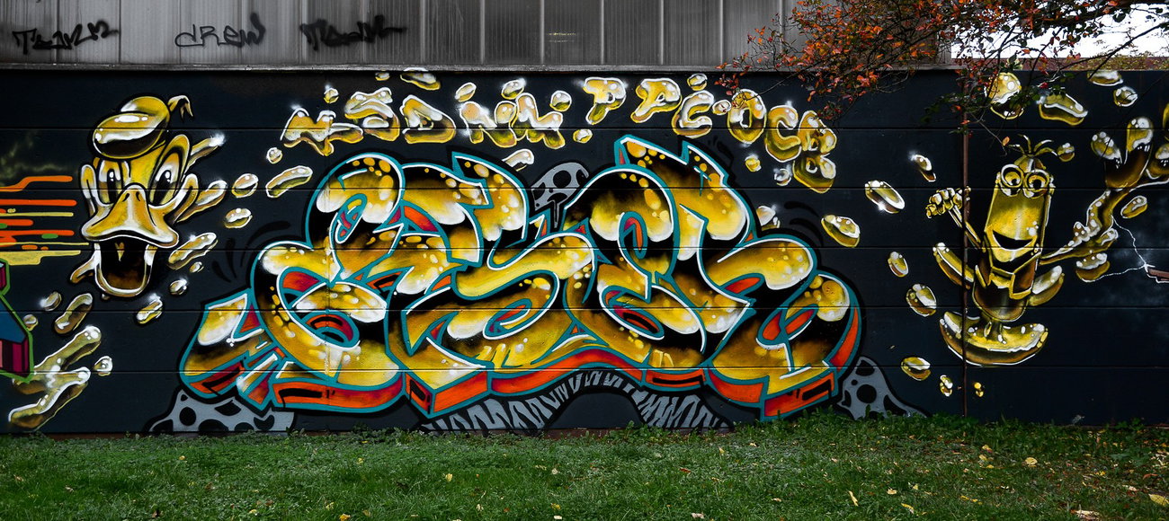 Graffiti Wall - Photo by pilotpirx - hamburg, germany, urban