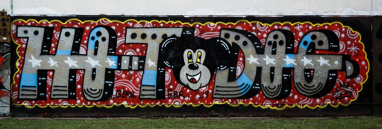 Graffiti Wall - Photo by pilotpirx - hotdog, hamburg, germany (2017)