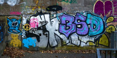 Graffiti Bombing - Photo by pilotpirx - hamburg, germany, urban