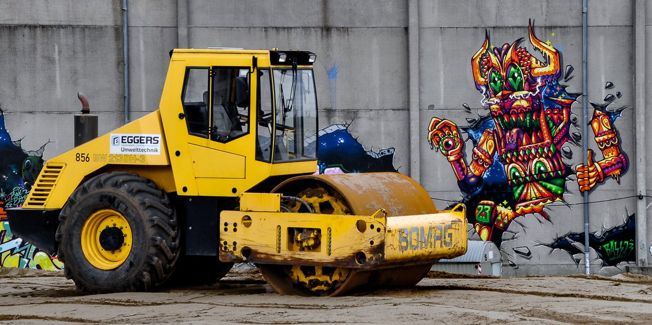 Graffiti Wall - Photo by pilotpirx - jbcb, jukeboxcowboys, jukebox