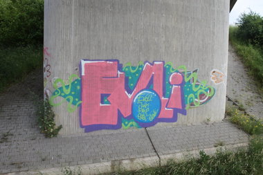 Graffiti Wall - Photo by pimmelpirat