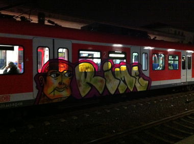 Graffiti Train - Photo by pimmelpirat