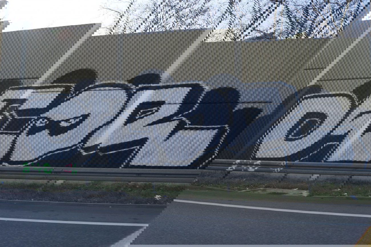 Graffiti Wall - Photo by pimmelpirat