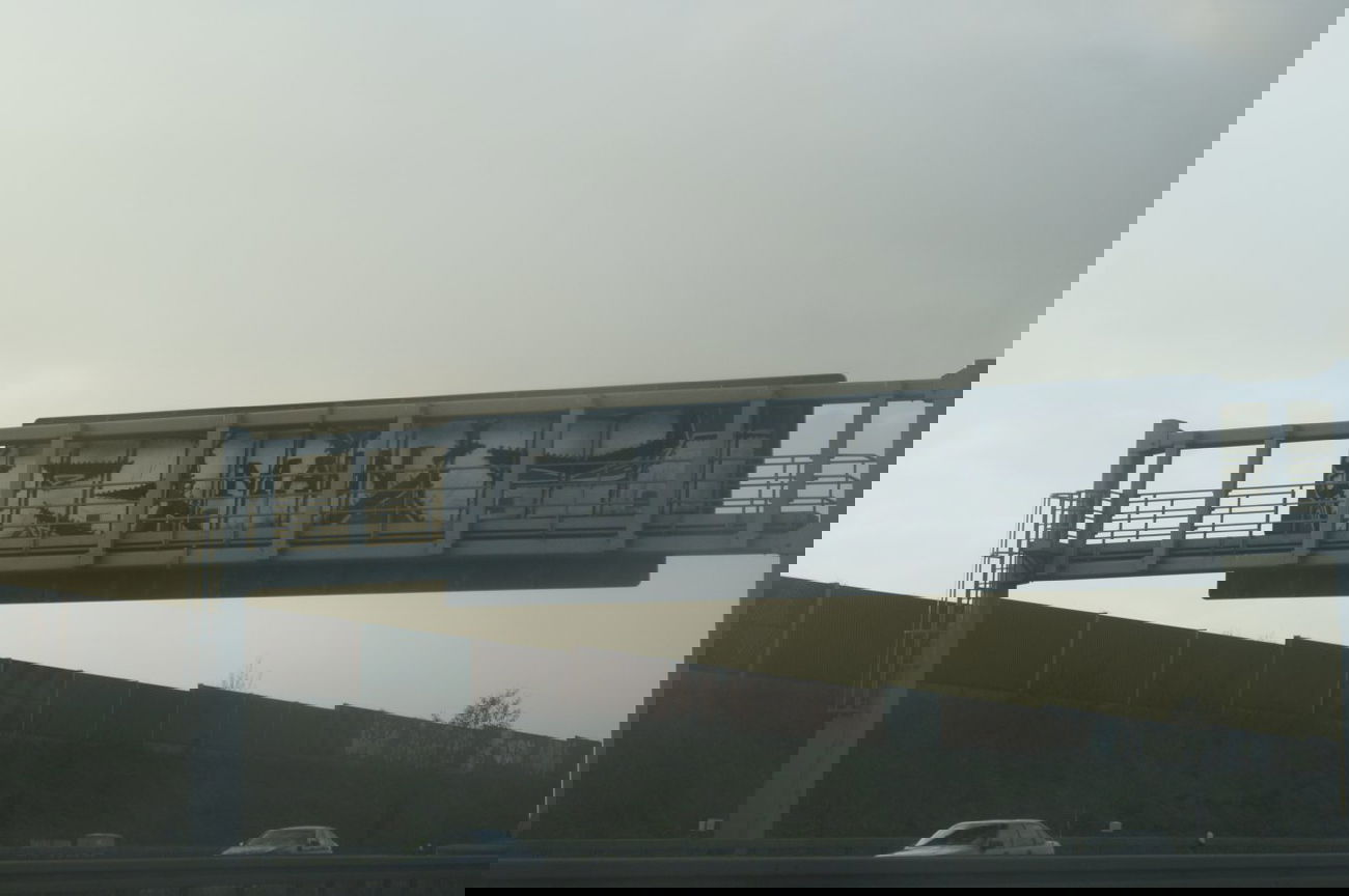 Graffiti Bombing - Photo by pimmelpirat