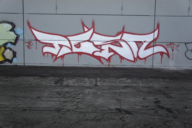 Graffiti Wall - Photo by pimmelpirat