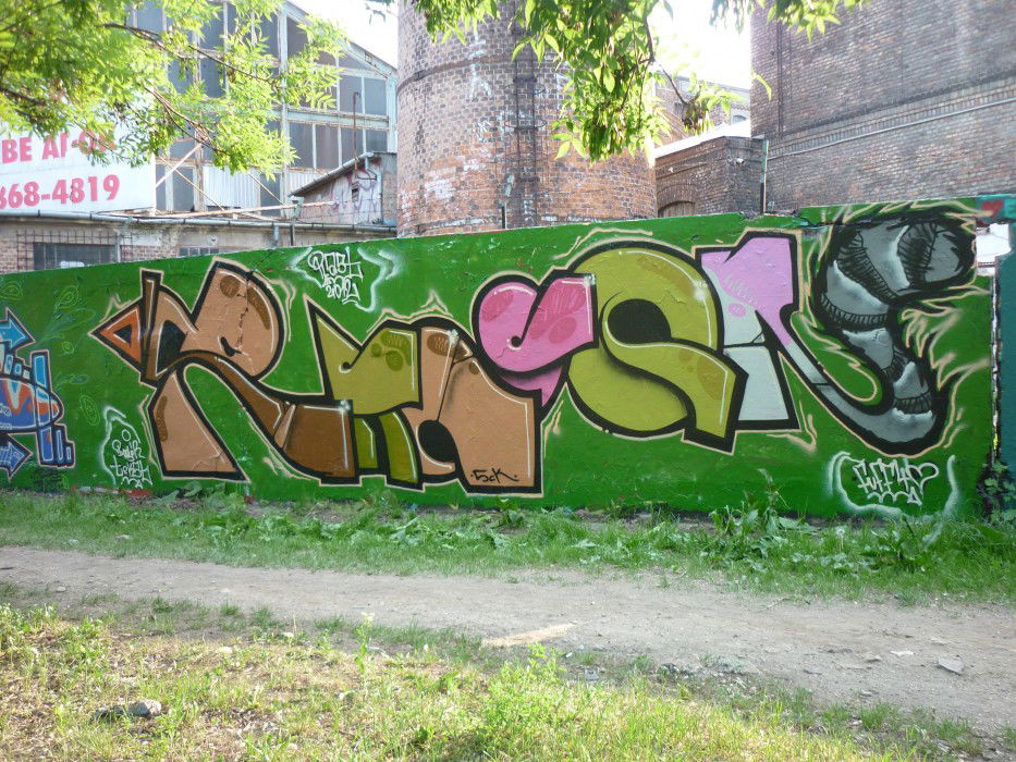 Graffiti Wall in Budapest - Photo by plasticdopesme - hall, of, fame