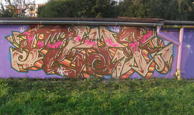 Graffiti Wall - Photo by plikone - plik (2014)