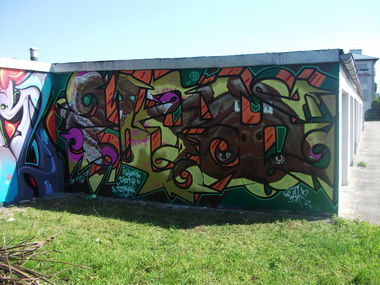 Graffiti Wall - Photo by plikone - plik (2014)