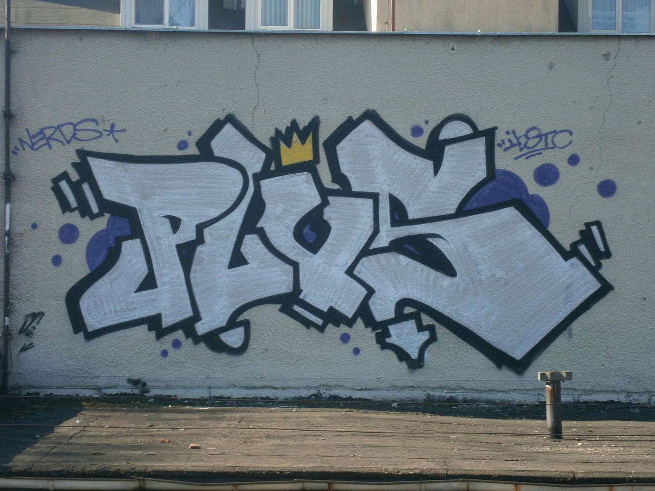 Graffiti Bombing - Photo by plusone
