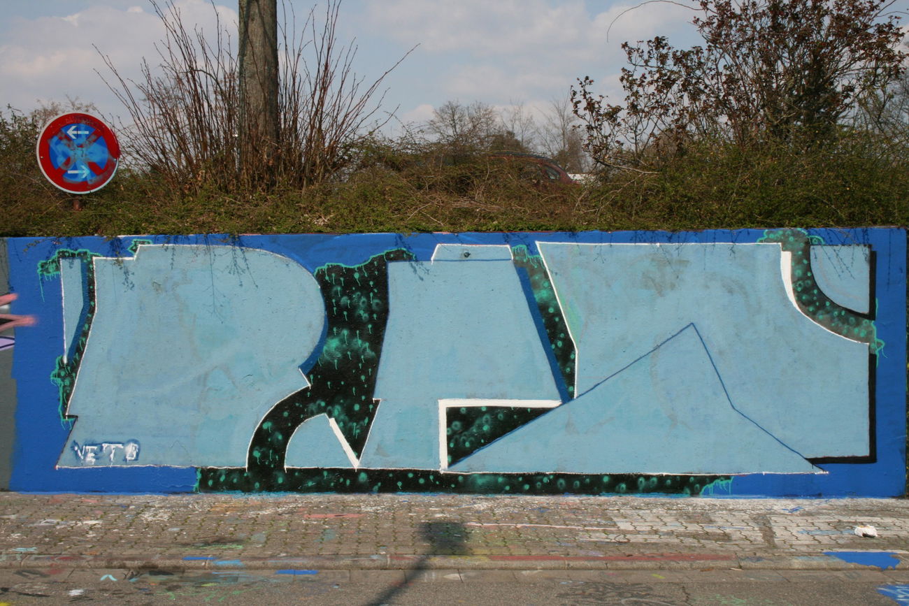 Graffiti Wall - Photo by poat