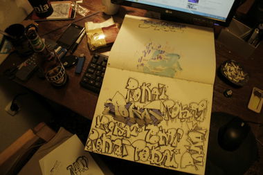 Graffiti Sketch - Photo by pokatz_fstyd_phoe