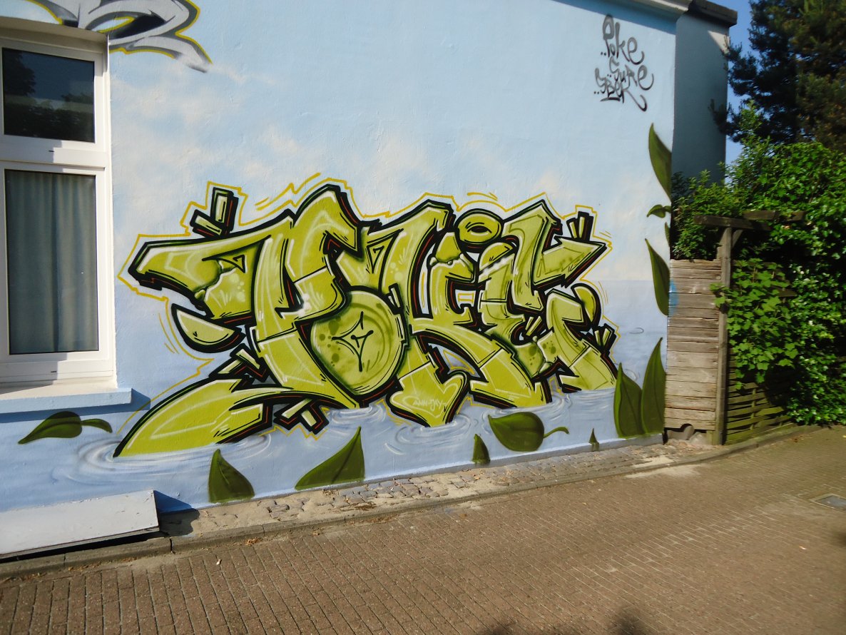 Graffiti Wall in Oldenburg - Photo by pokeoner - poke (2013)