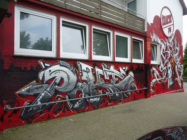 Graffiti Wall in Oldenburg - Photo by pokeoner - poke (2013)