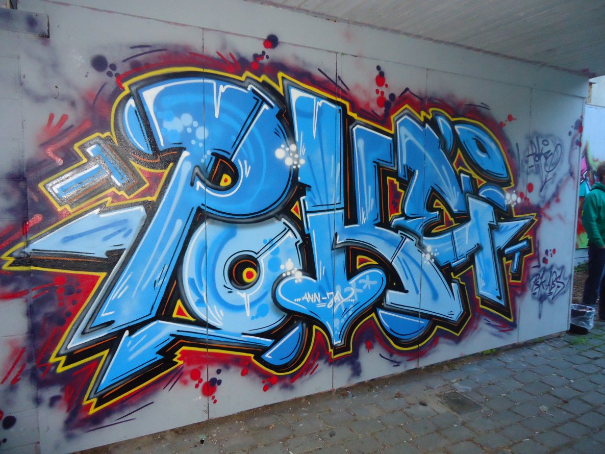 Graffiti Wall in Oldenburg - Photo by pokeoner - poke (2013)