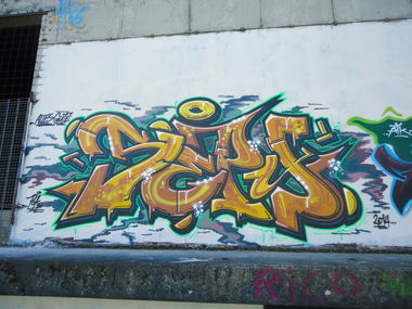 Graffiti Wall in Oldenburg - Photo by pokeoner - sepy (2014)