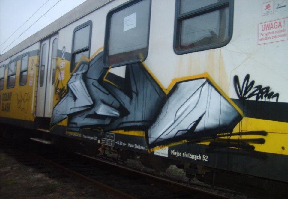Graffiti Train - Photo by polandtrains