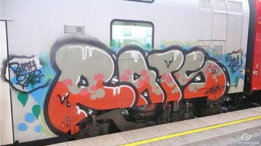 Graffiti Train - Photo by polandtrains