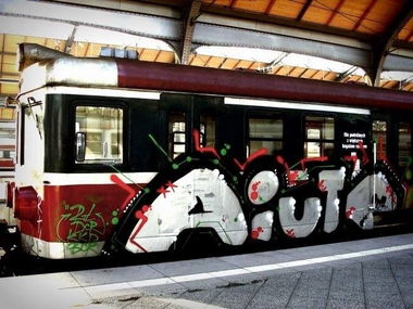 Graffiti Train - Photo by polandtrains