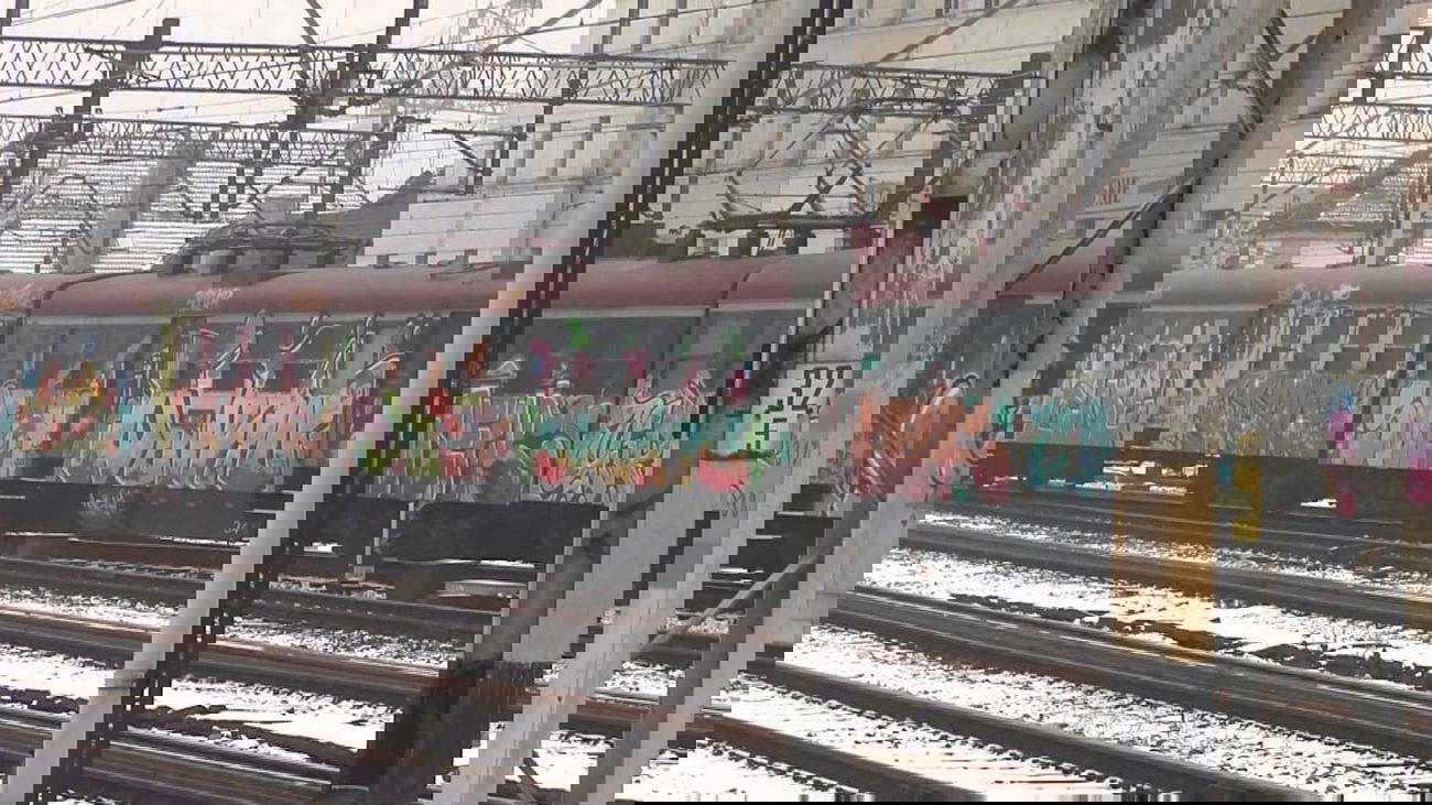 Graffiti Train - Photo by polandtrains