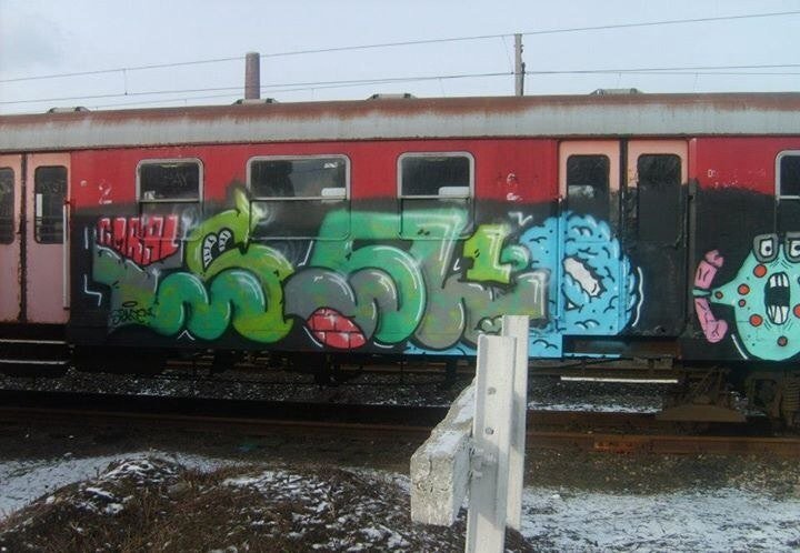 Graffiti Train - Photo by polandtrains