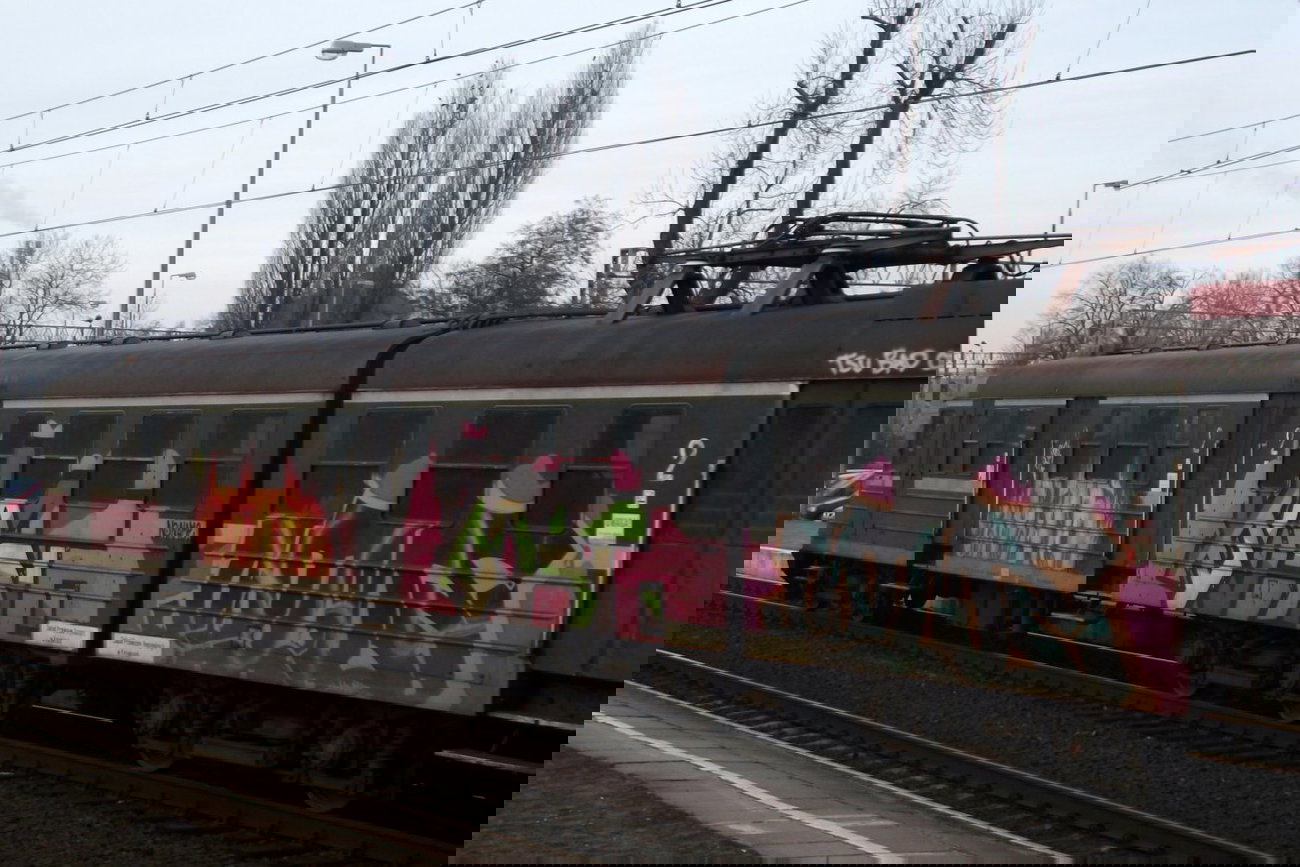 Graffiti Train - Photo by polandtrains