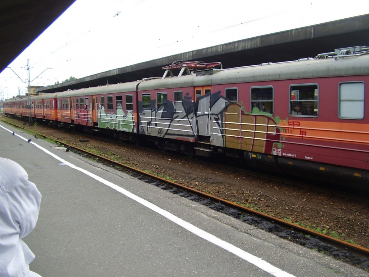 Graffiti Train - Photo by polandtrains