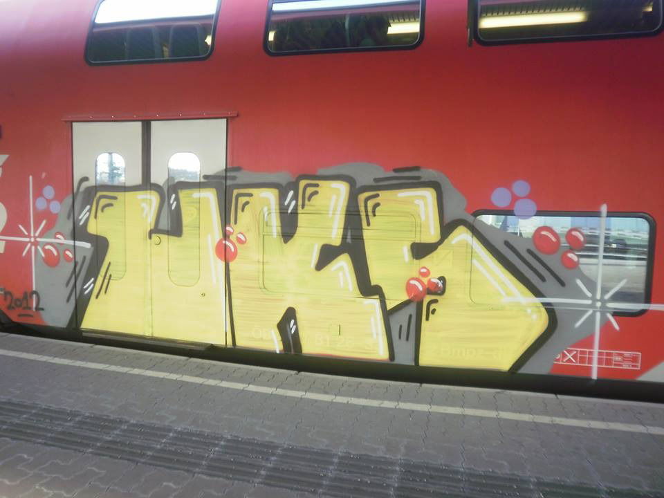 Graffiti Train - Photo by polandtrains