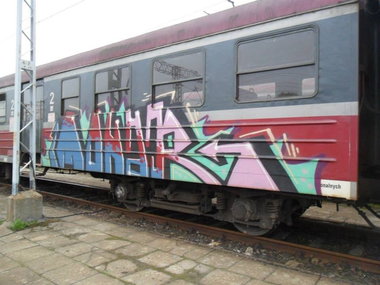 Graffiti Train - Photo by polandtrains