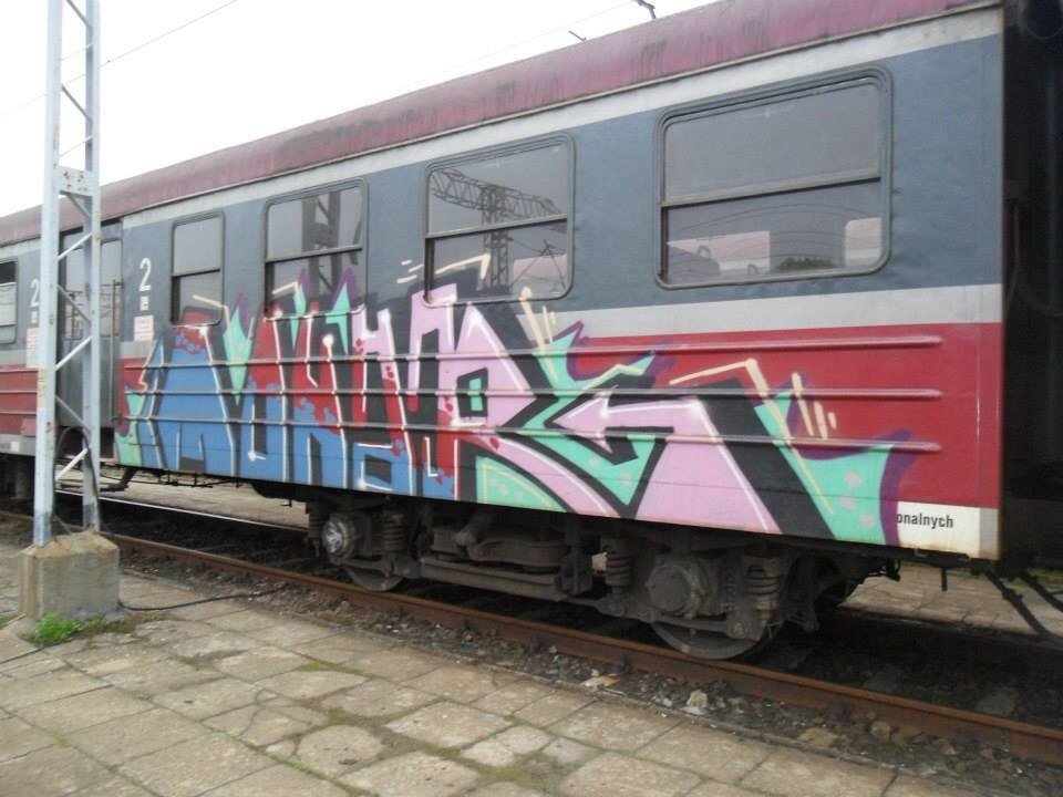 Graffiti Train - Photo by polandtrains