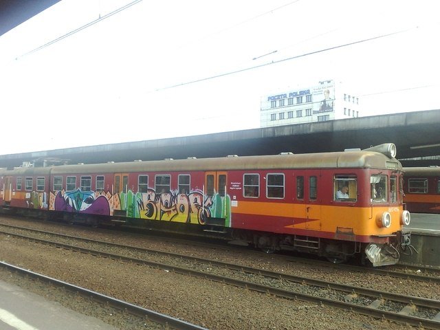 Graffiti Train - Photo by polandtrains