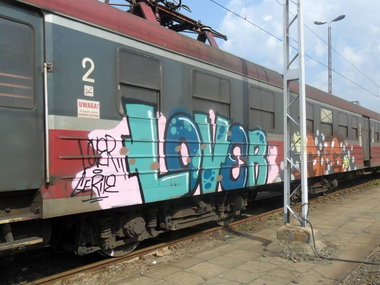 Graffiti Train - Photo by polandtrains