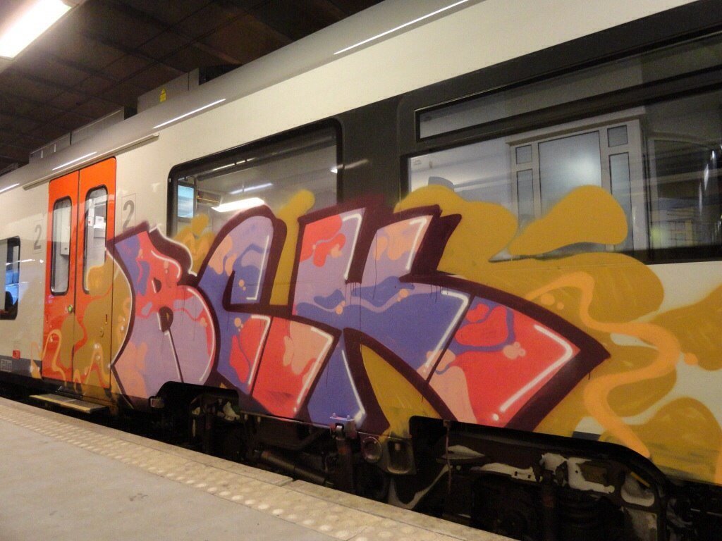 Graffiti Train - Photo by polandtrains