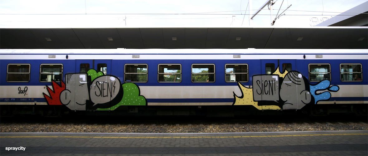Graffiti Train - Photo by polandtrains