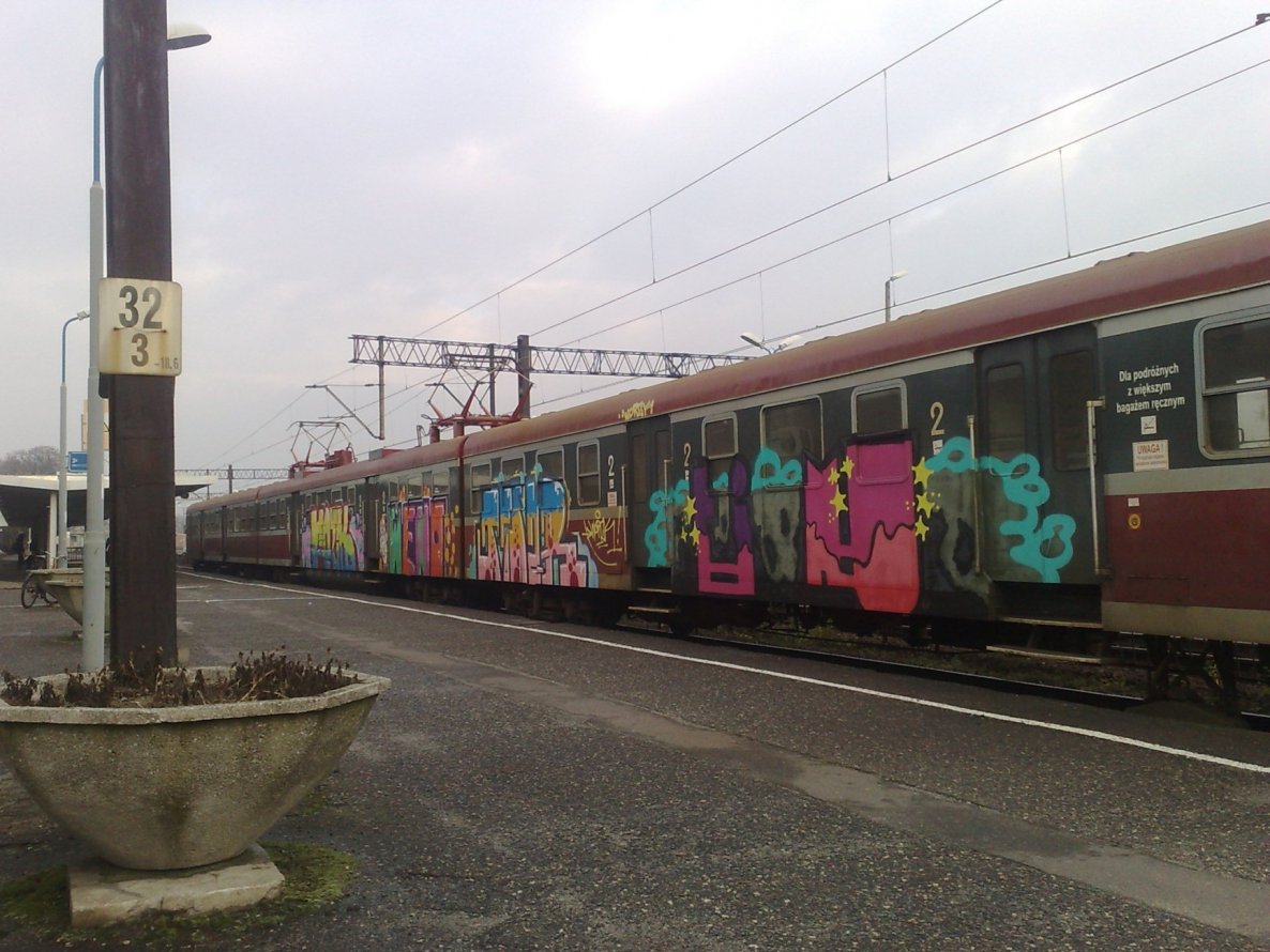 Graffiti Train - Photo by polandtrains