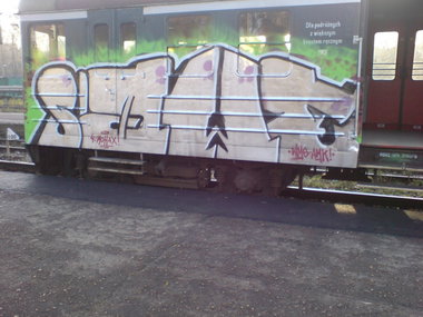 Graffiti Train - Photo by polandtrains