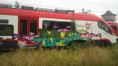 Graffiti Train - Photo by polandtrains