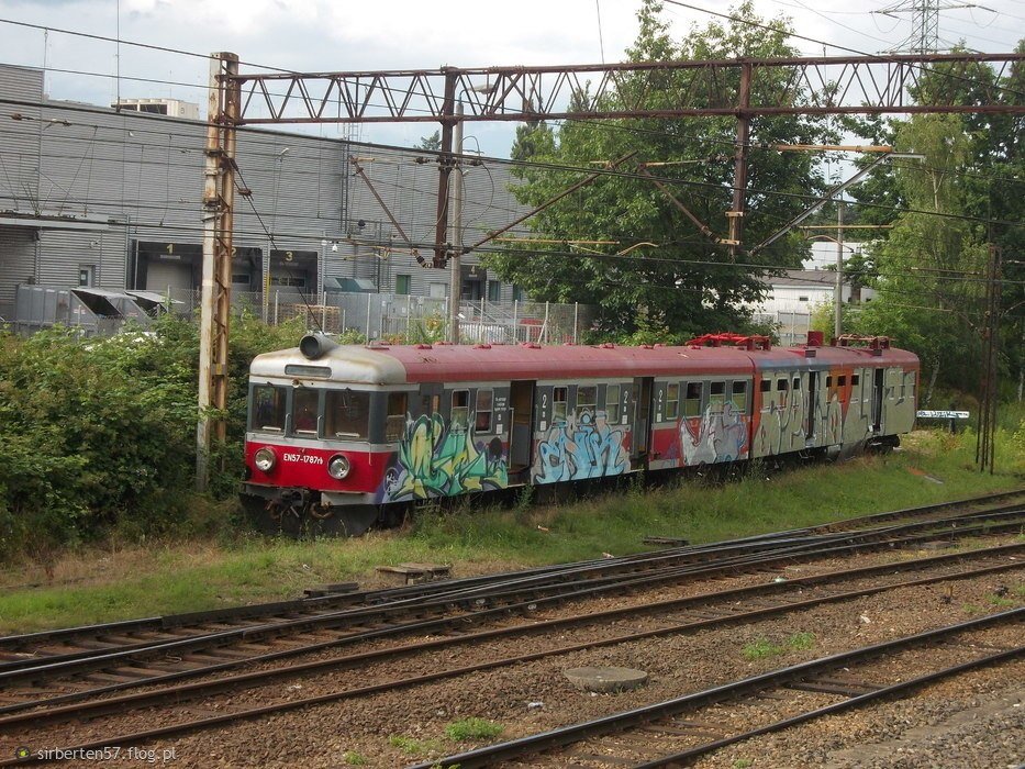 Graffiti Train - Photo by polandtrains