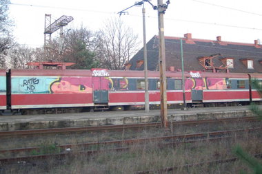 Graffiti Train - Photo by polandtrains