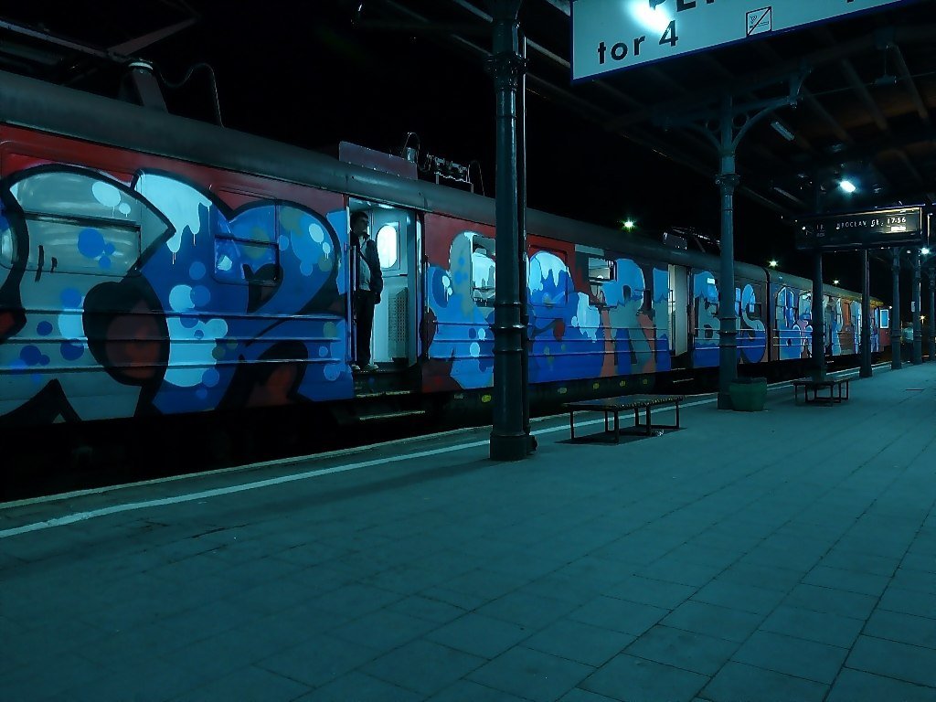 Graffiti Train - Photo by polandtrains