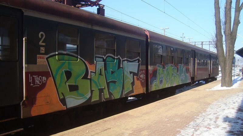 Graffiti Train - Photo by polandtrains