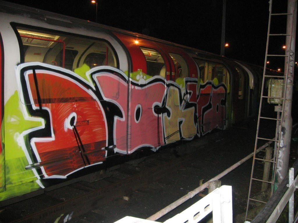 Graffiti Train - Photo by polandtrains