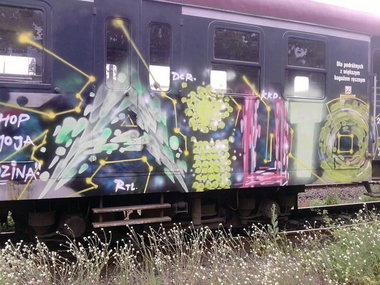 Graffiti Train - Photo by polandtrains
