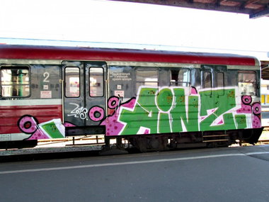 Graffiti Train - Photo by polandtrains