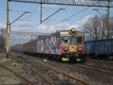Graffiti Train - Photo by polandtrains