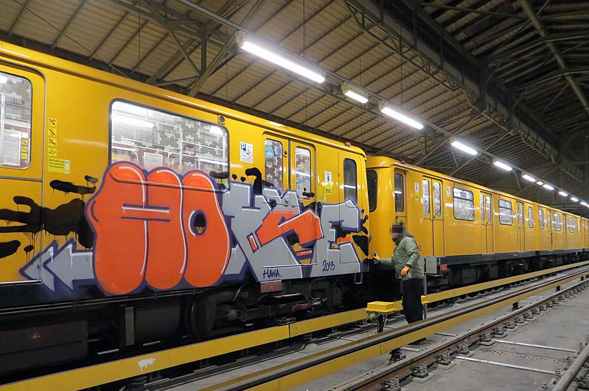 Graffiti Train - Photo by polandtrains