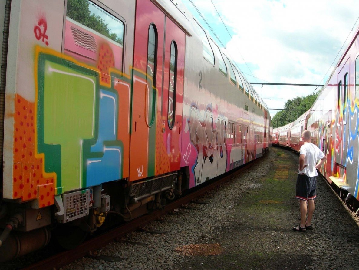 Graffiti Train - Photo by polandtrains