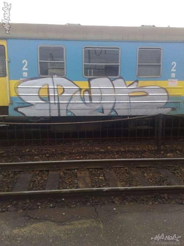 Graffiti Train - Photo by polandtrains